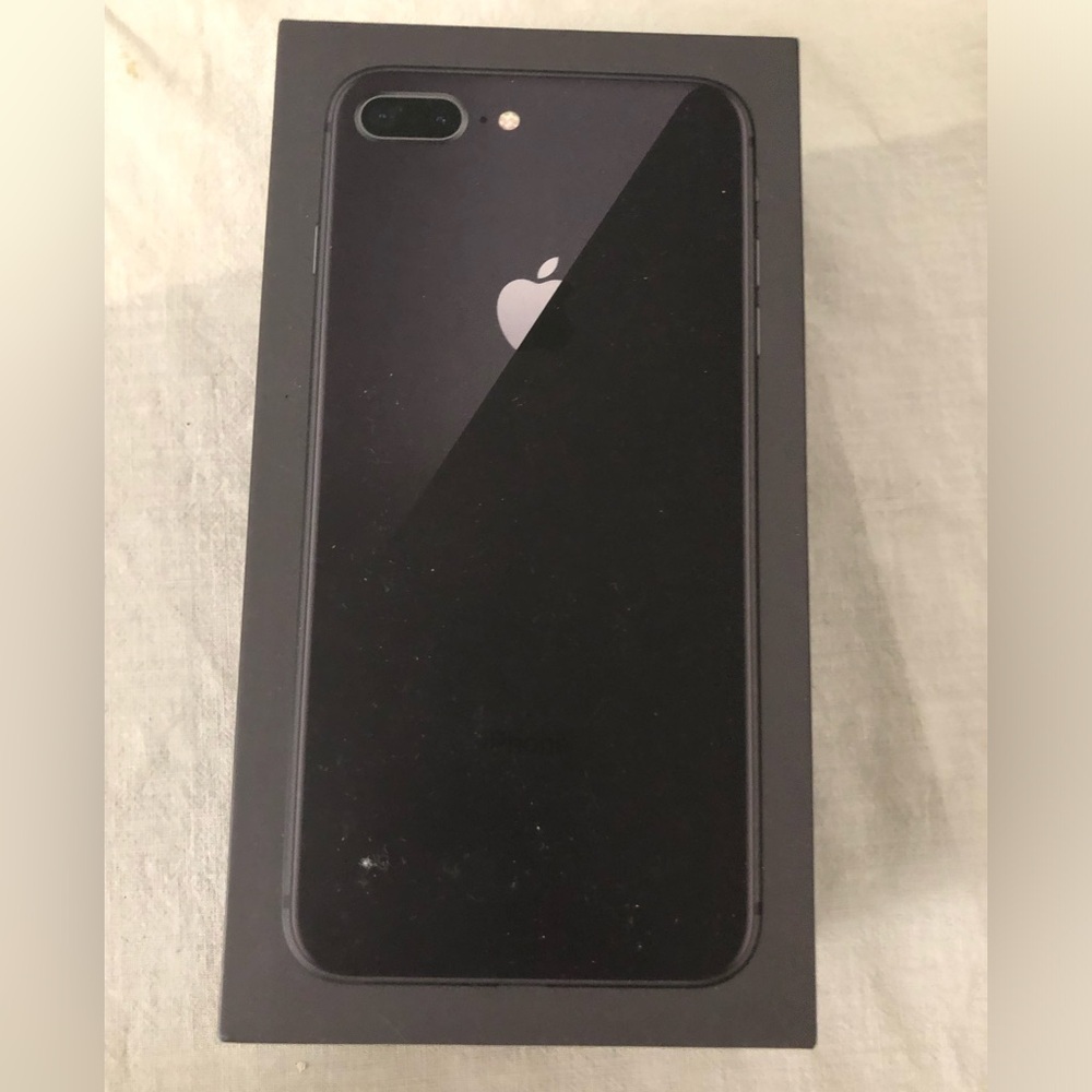 Apple iPhone 8 Plus empty box 64GB